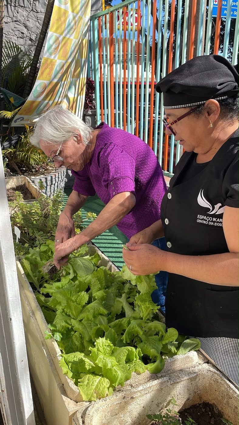 Hortaterapia no Espaço Ikaria